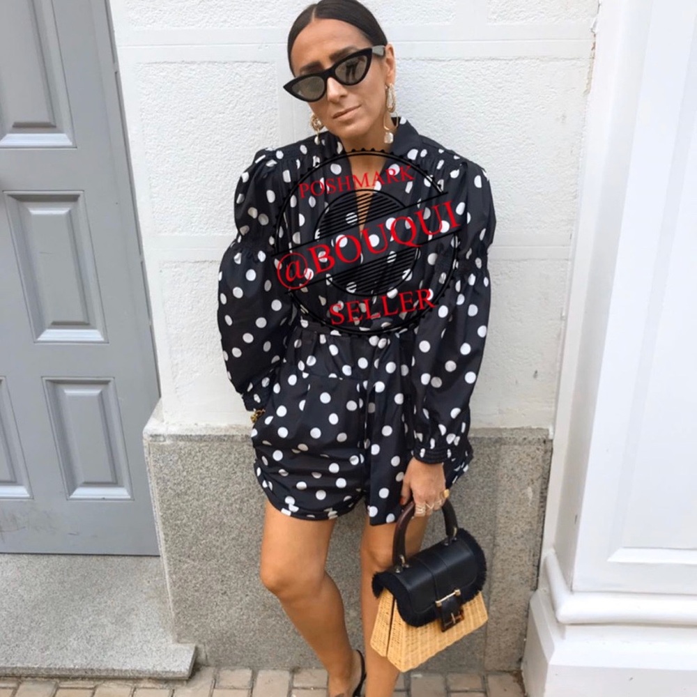 BLOGGERS FAVORITE ZARA SHORT POLKA DOT JUMPSUIT - Picture 7 of 8